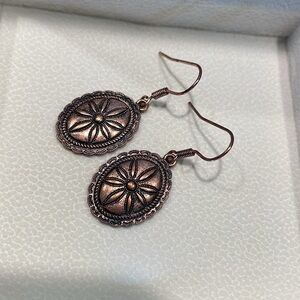 ✨Copper-Toned Dangle Earrings